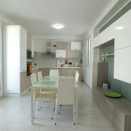 アパート Terrazza Bianca ヴィットーリア