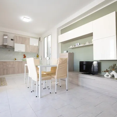 Terrazza Bianca شقة