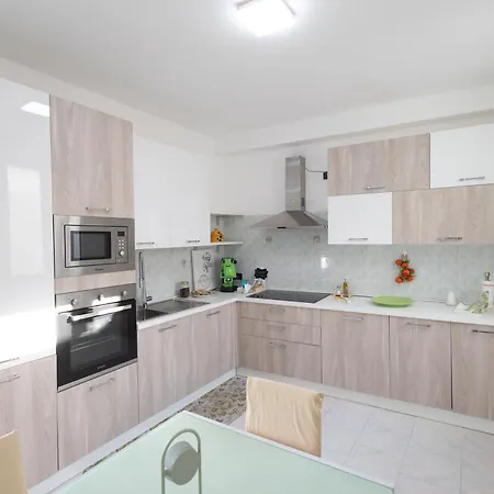 Terrazza Bianca アパート ヴィットーリア